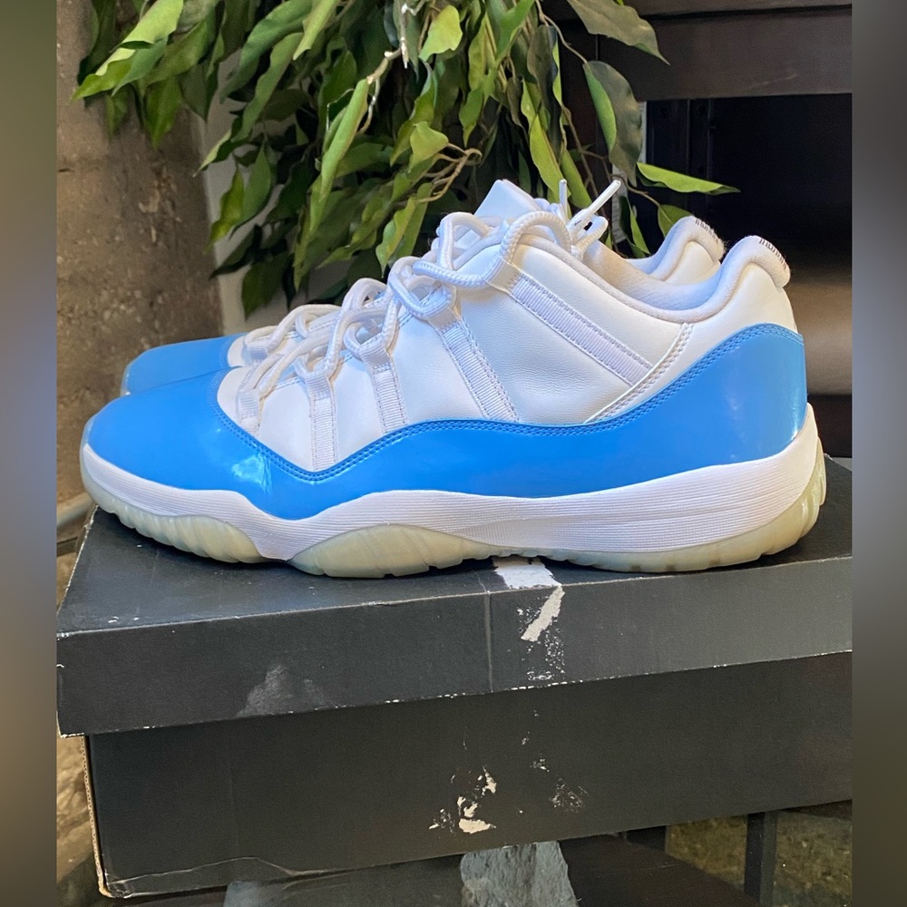 Jordan 11